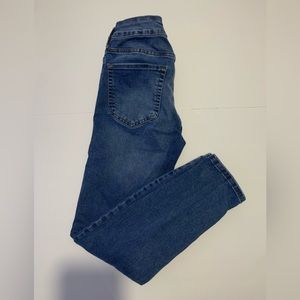 Aeropostale Low-Rise Jeggings